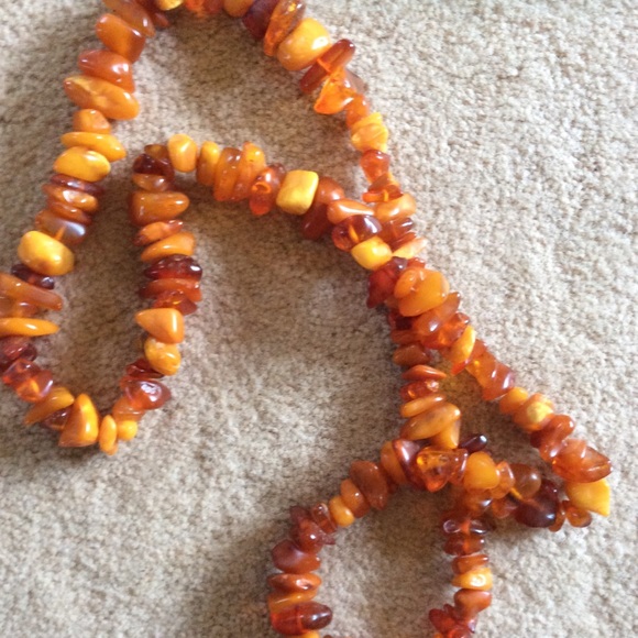 Baltic Amber necklace. Asymmetrical nuggets - Picture 3 of 5